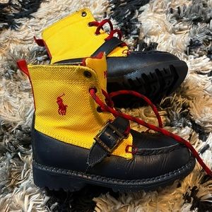 Toddler boys Polo boots. Size 9